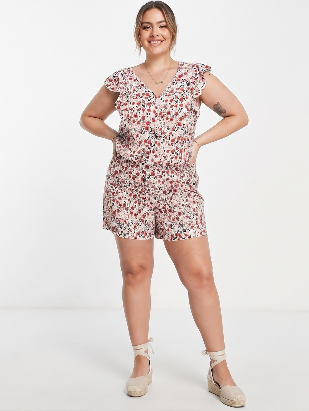 Vero Moda Floral V-Neck Ruffle Romper - Picture 1 of 5